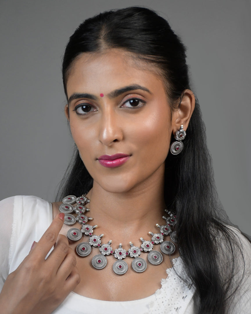 Nitya Stone Necklace Set