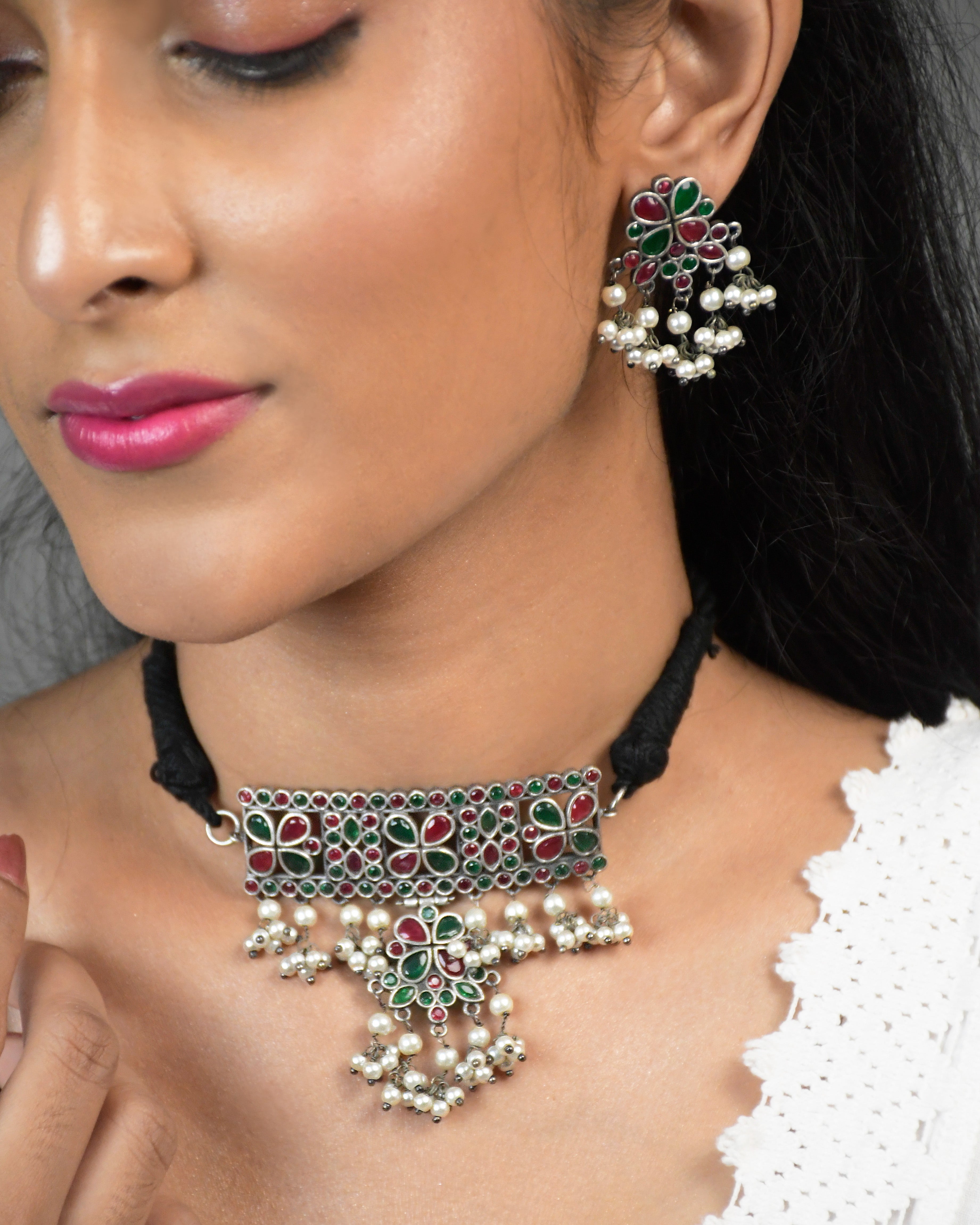 Ruhani Silver Lookalike Stone Necklace Set