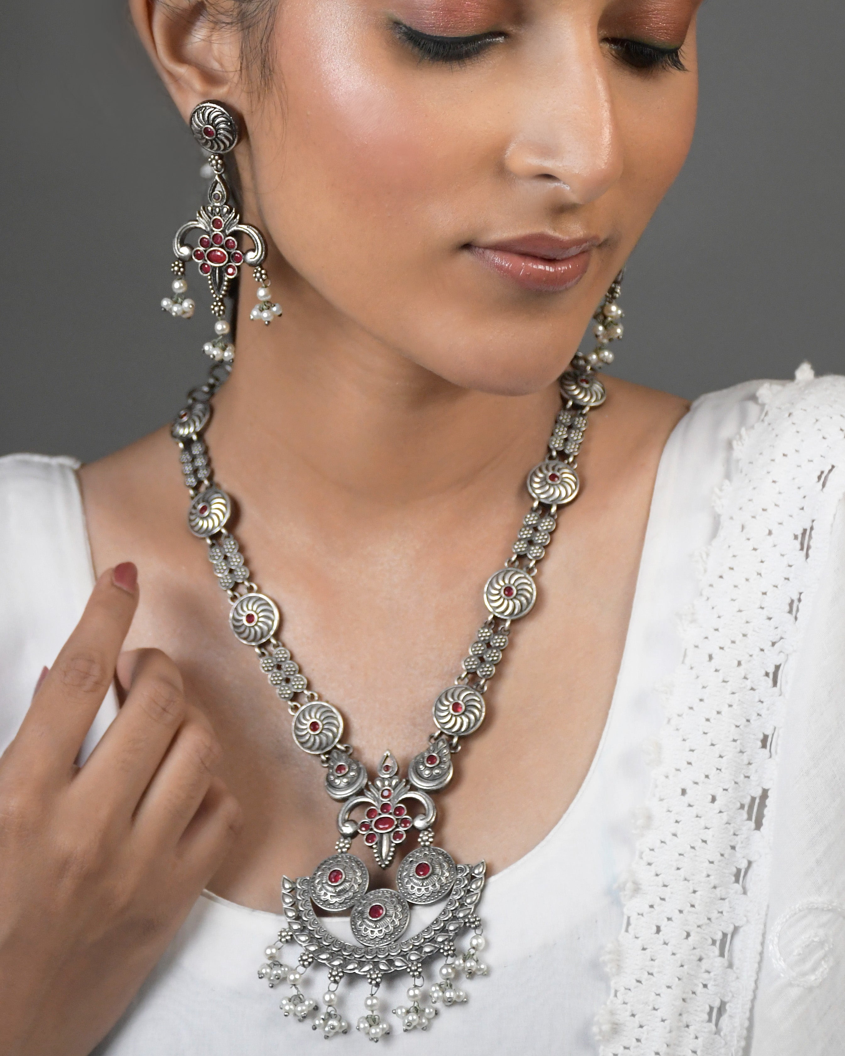 Lunar Luxe Silver Lookalike Stone Necklace Set