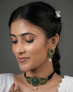 Load image into Gallery viewer, Mahira Stone Necklace Set