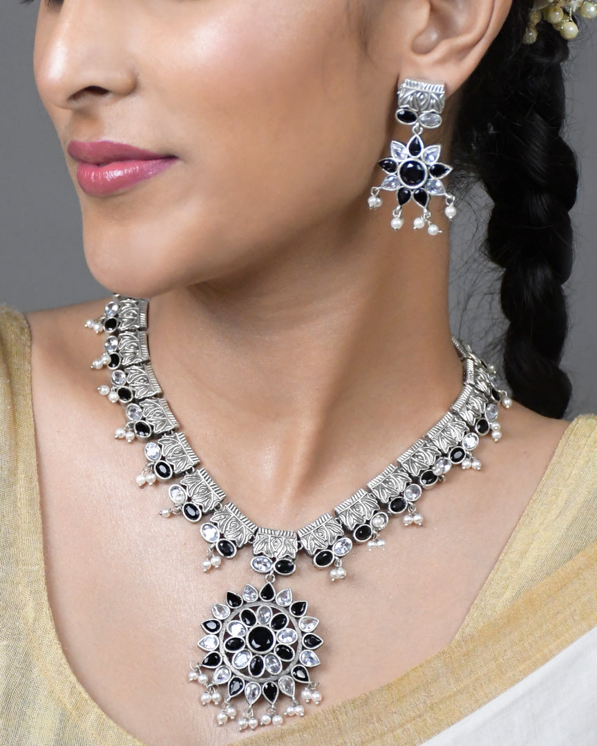 Sanya Stone Necklace Set