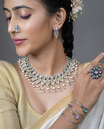 Load image into Gallery viewer, Mahi Celestial Leaf Pearl Jewellery Set