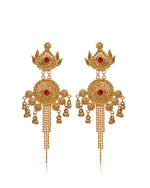 Load image into Gallery viewer, Aarna Golden Earrings