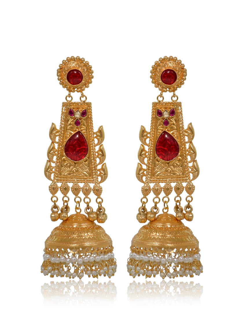 Meher Golden earrings