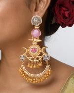 Load image into Gallery viewer, Chaand Golden Earrings