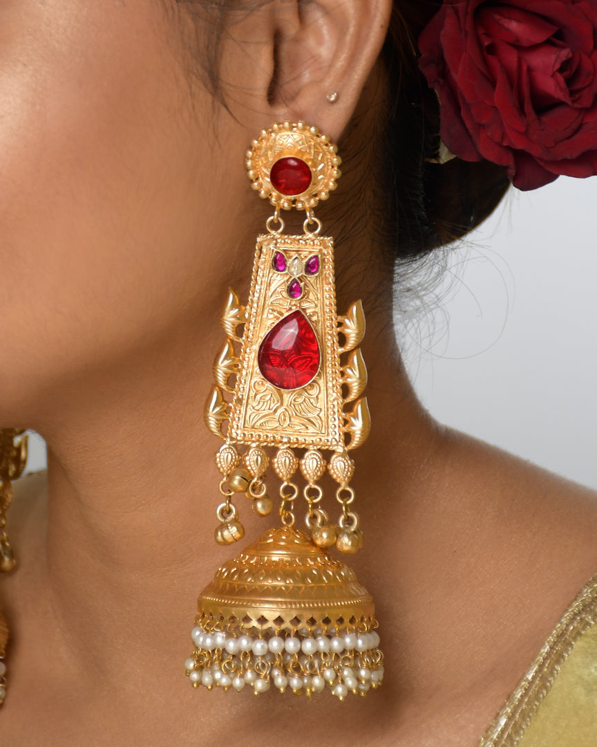 Meher Golden earrings