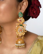Load image into Gallery viewer, Noorika Golden Earrings
