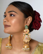 Load image into Gallery viewer, Noorika Golden Earrings