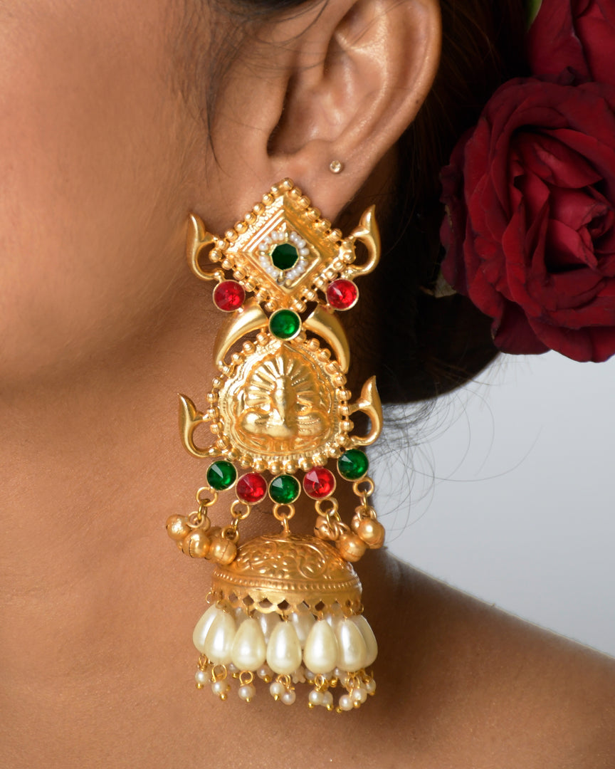Vaibhavi Golden Earrings