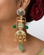 Load image into Gallery viewer, Radha Golden Earrings