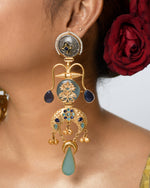 Load image into Gallery viewer, Radha Golden Earrings