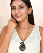 Load image into Gallery viewer, OXIDISED DUAL TONE CHAIN PENDANT