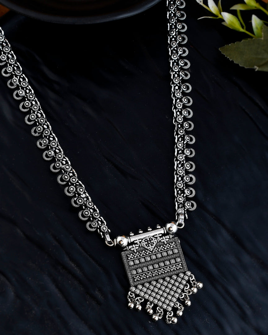 OXIDISED SPRING CHAIN PENDANT NECKLACE 01