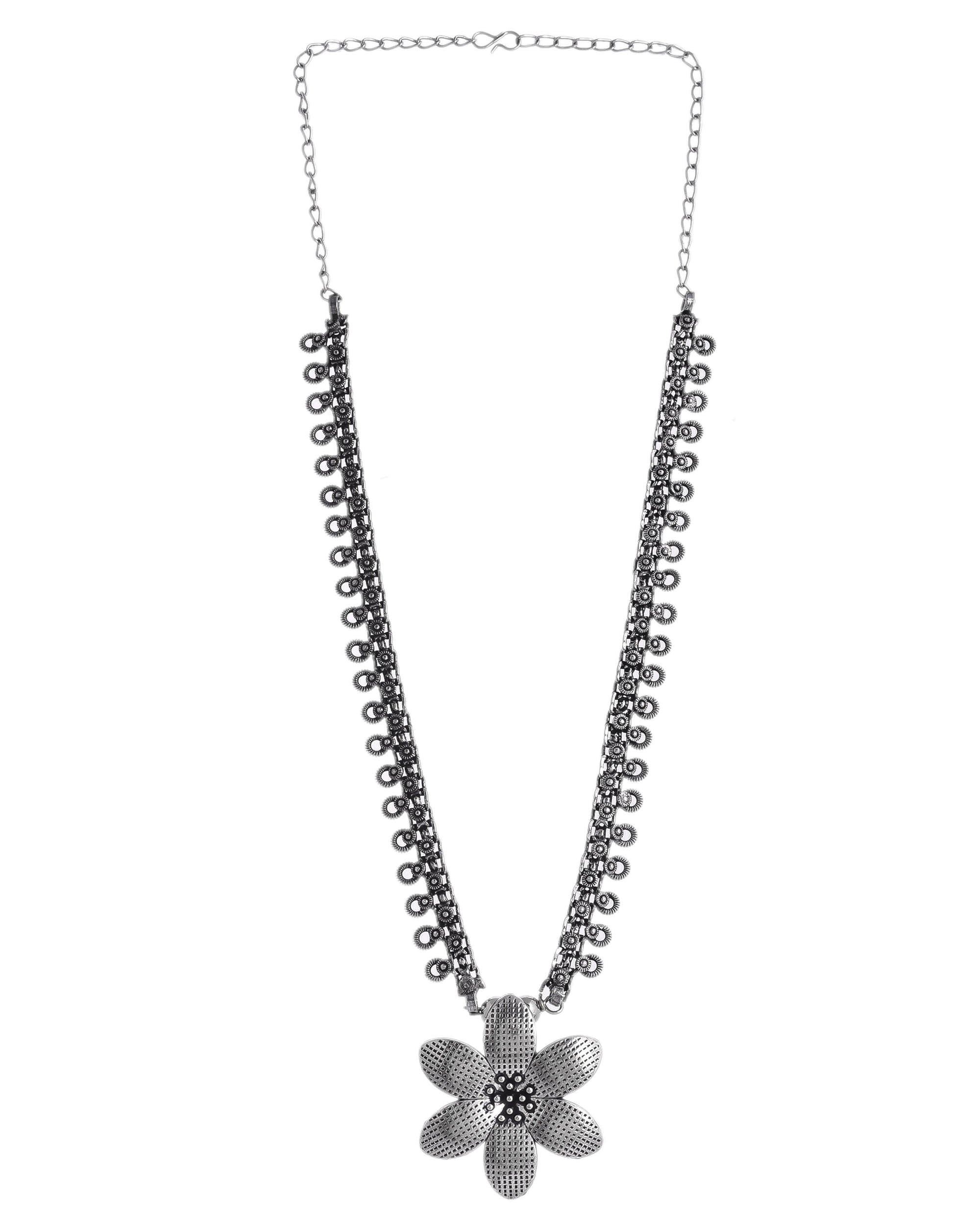 OXIDISED SPRING CHAIN PENDANT NECKLACE