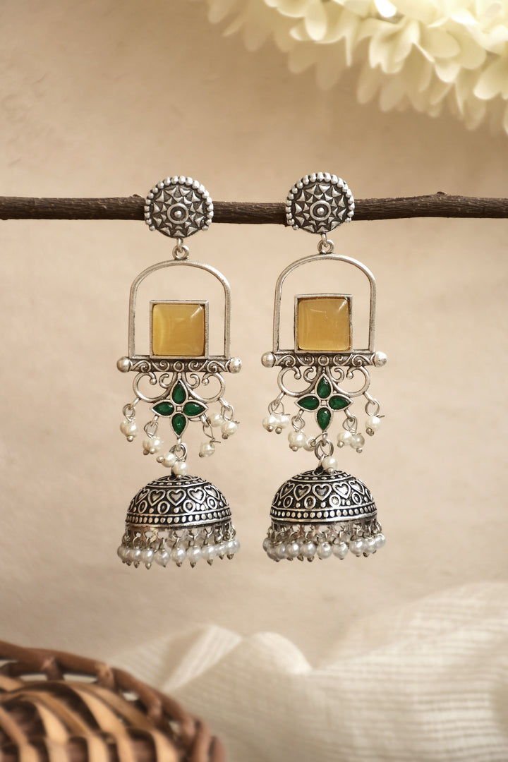 Aanvi Jhumka Earrings