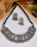 Load image into Gallery viewer, Oxidised Choker Set 60% off