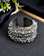 Load image into Gallery viewer, Oxidised Ghughroo Kada