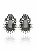 Load image into Gallery viewer, Tiya Stud Stone Earrings