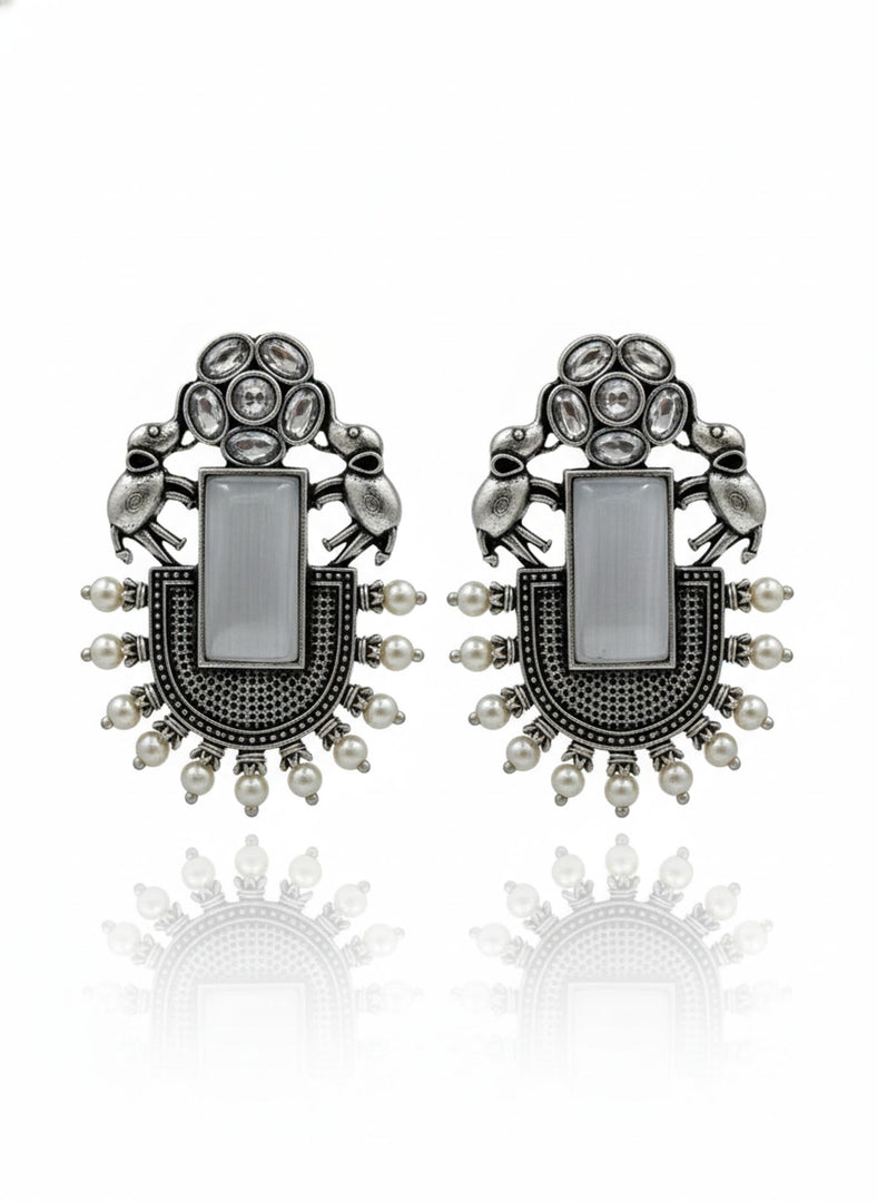 Tiya Stud Stone Earrings