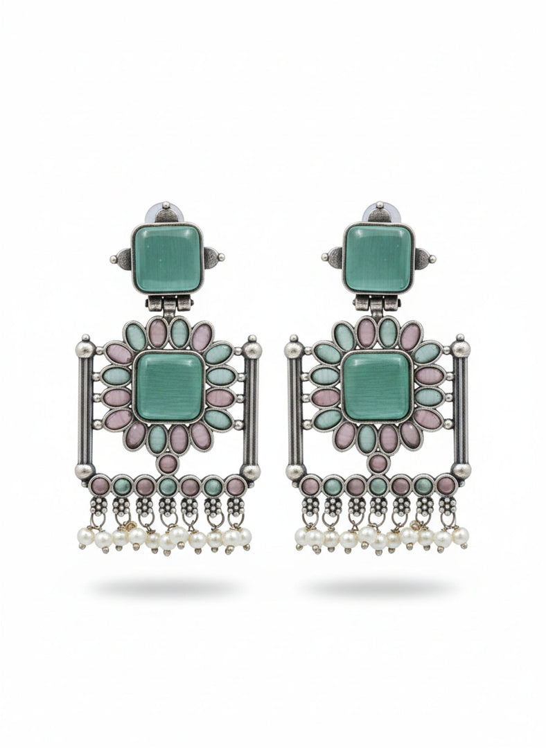 VISHVA DANGLER EARRINGS