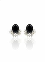 Load image into Gallery viewer, Mishika Stud Earrings