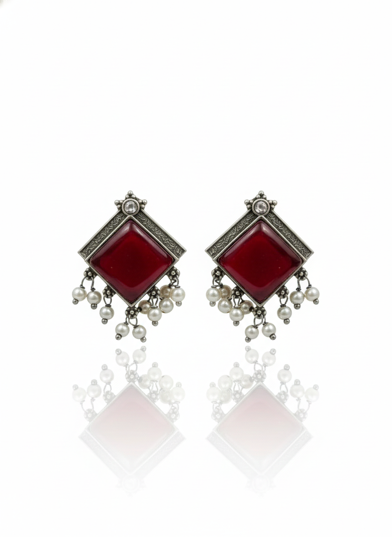 MEERA STUD EARRINGS