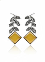 Load image into Gallery viewer, Parnika Studs Earrings