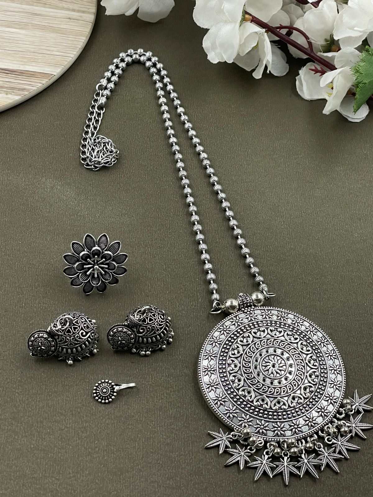 KIRAN SILVER OXIDISED CHAIN PENDANT JEWELLERY SET