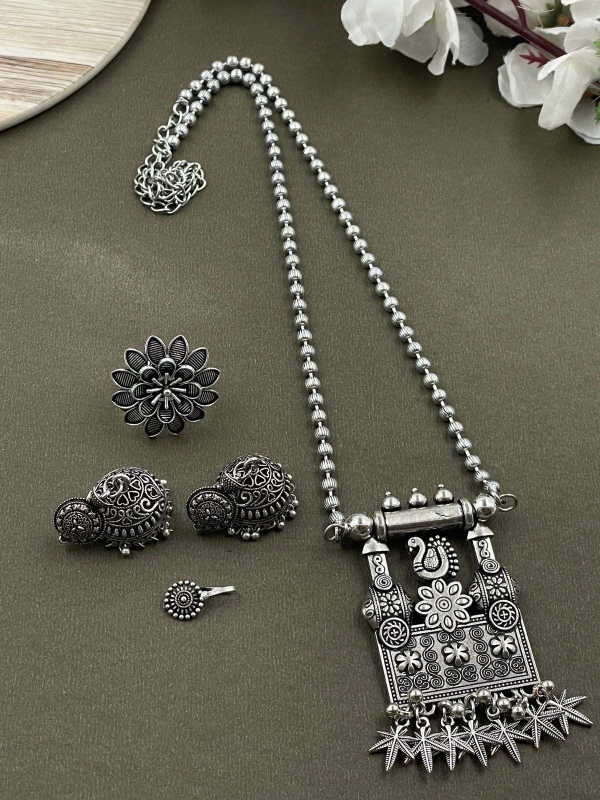 KIRAN SILVER OXIDISED CHAIN PENDANT JEWELLERY SET