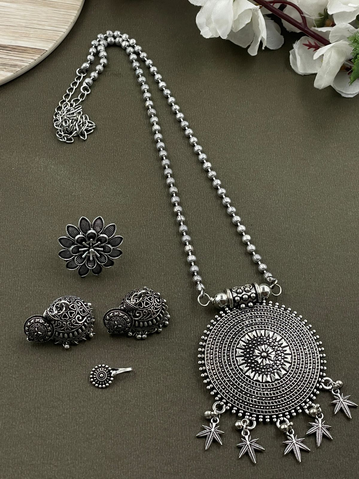 KIRAN SILVER OXIDISED CHAIN PENDANT JEWELLERY SET