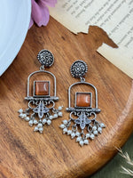 Load image into Gallery viewer, Coral Dangler Earrings