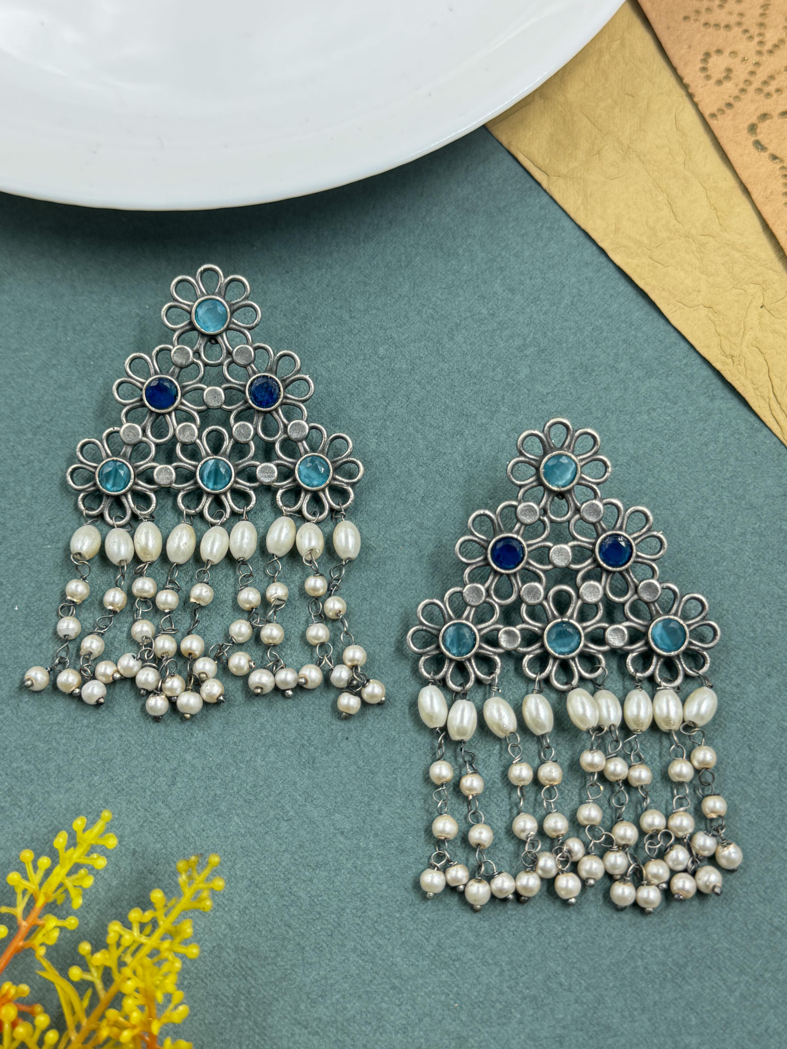 NITHYA OXIDISED STUDS EARRINGS