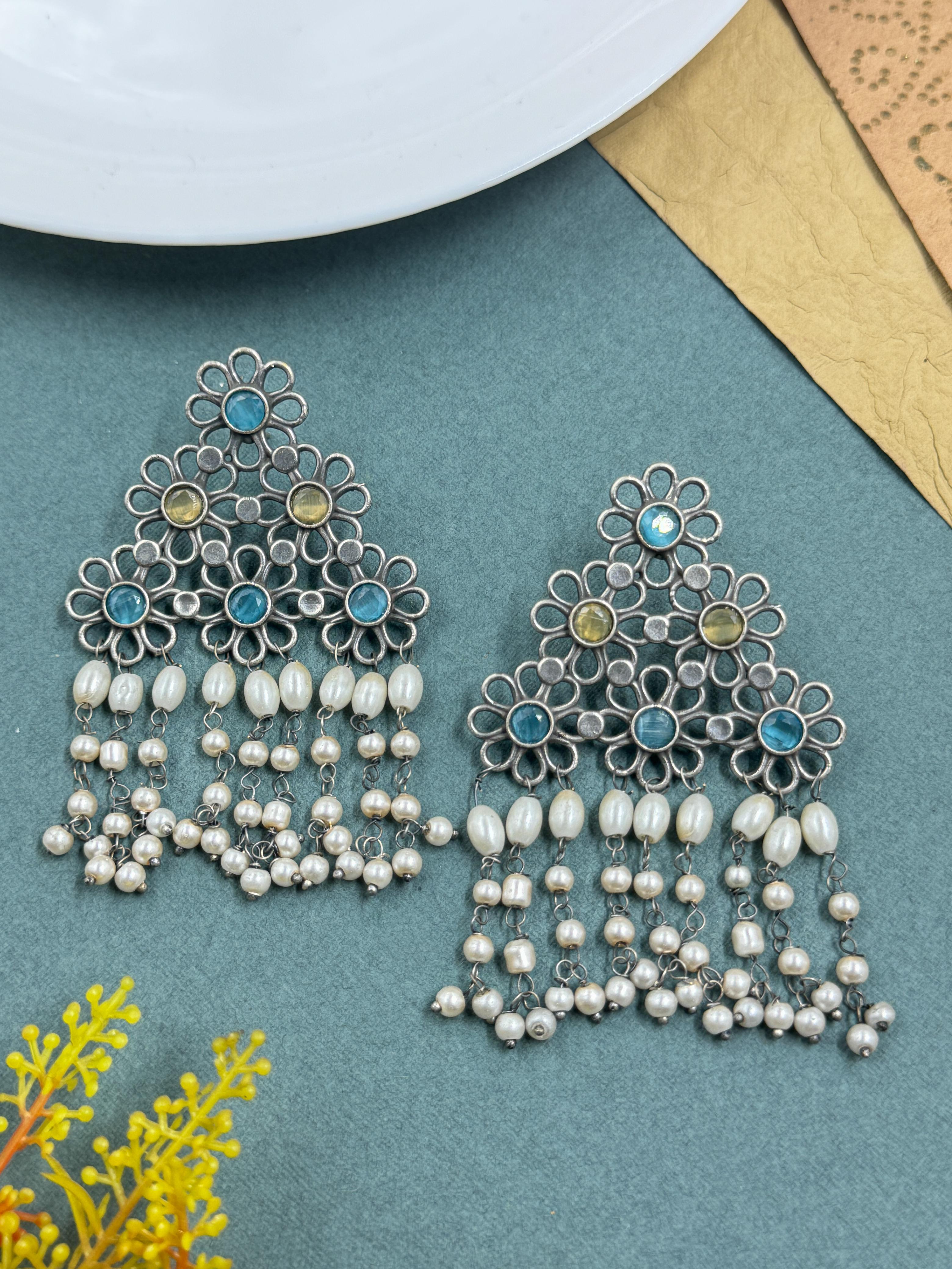 NITHYA OXIDISED STUDS EARRINGS