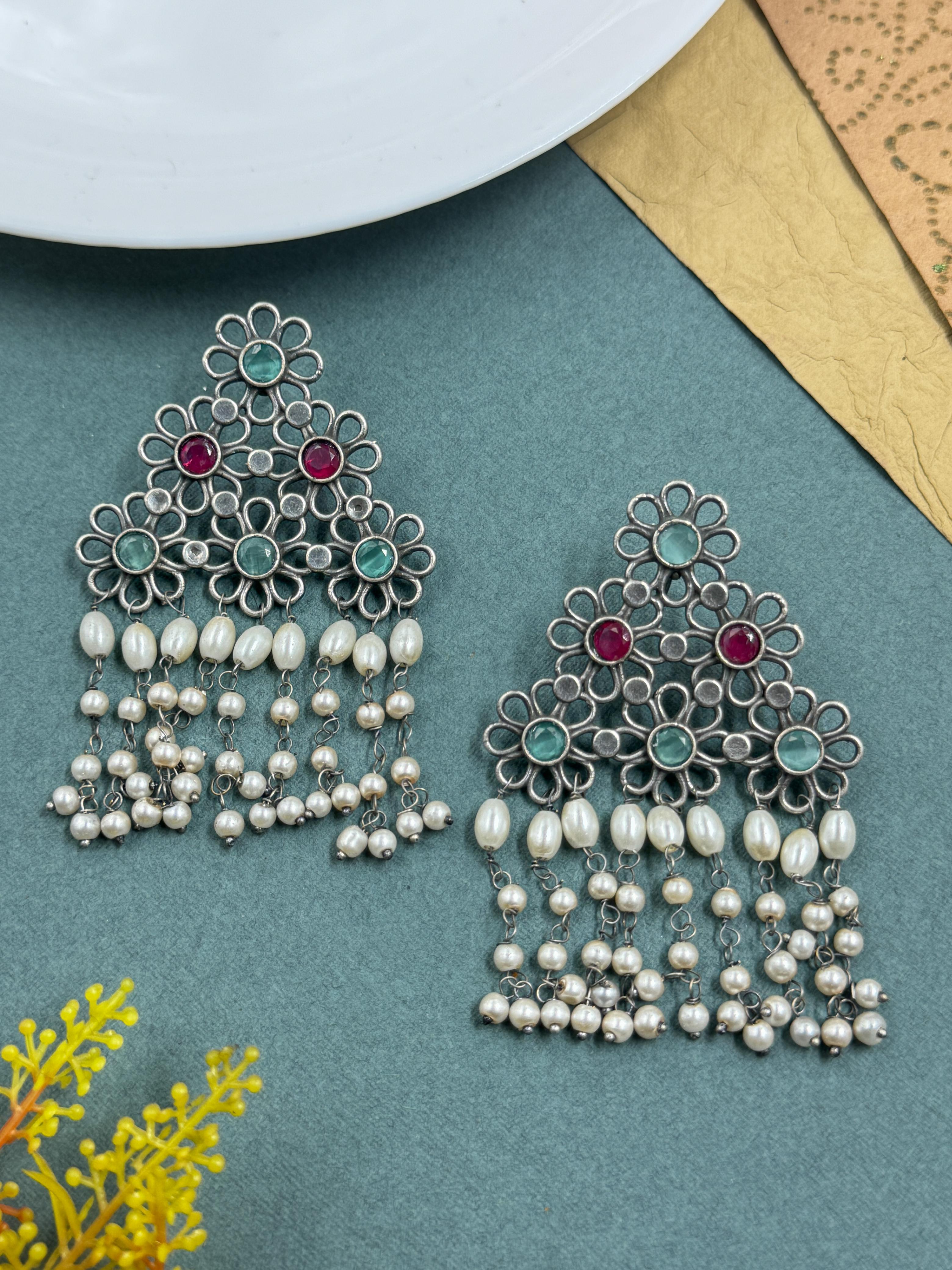 NITHYA OXIDISED STUDS EARRINGS