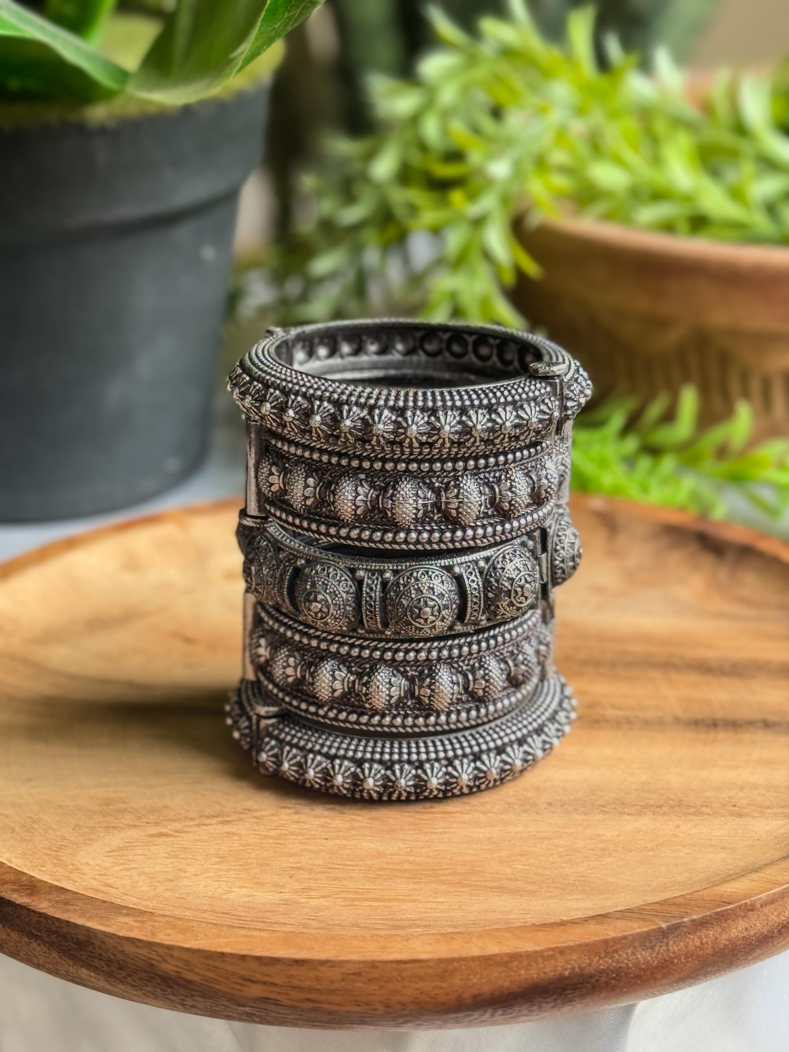 HIYA SILVER LOOKALIKE BANGLES STACK