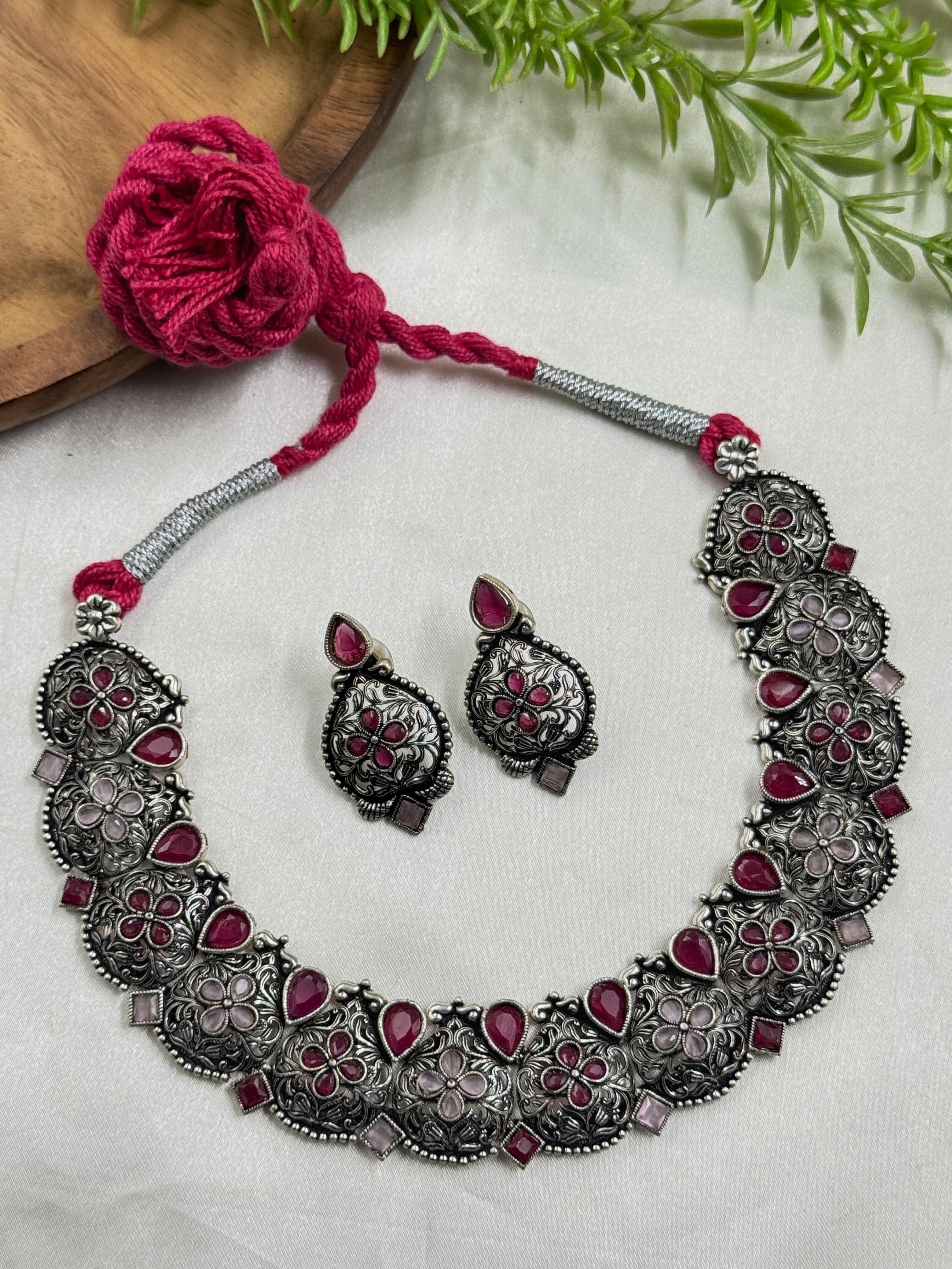 BRINDA OXIDISED STONE NECKLACE SET