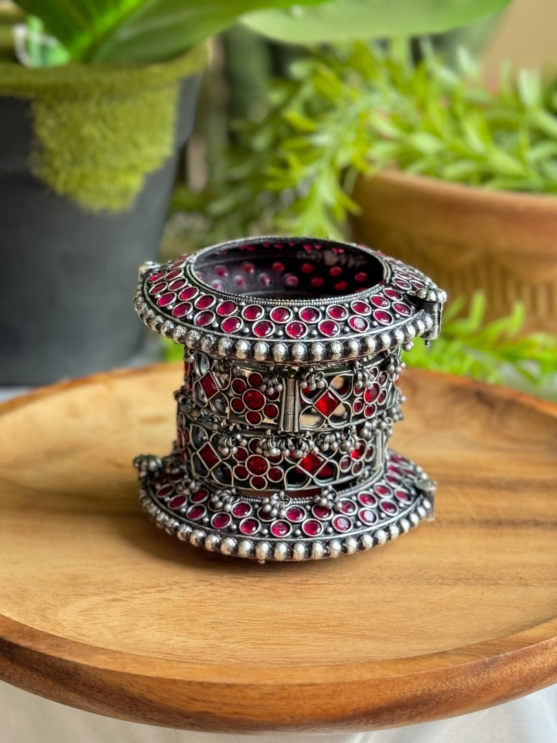 SWETA STONE BANGLE STACK