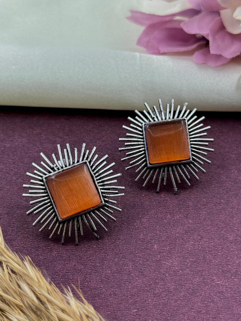 MEENAKSHI STUD EARRINGS