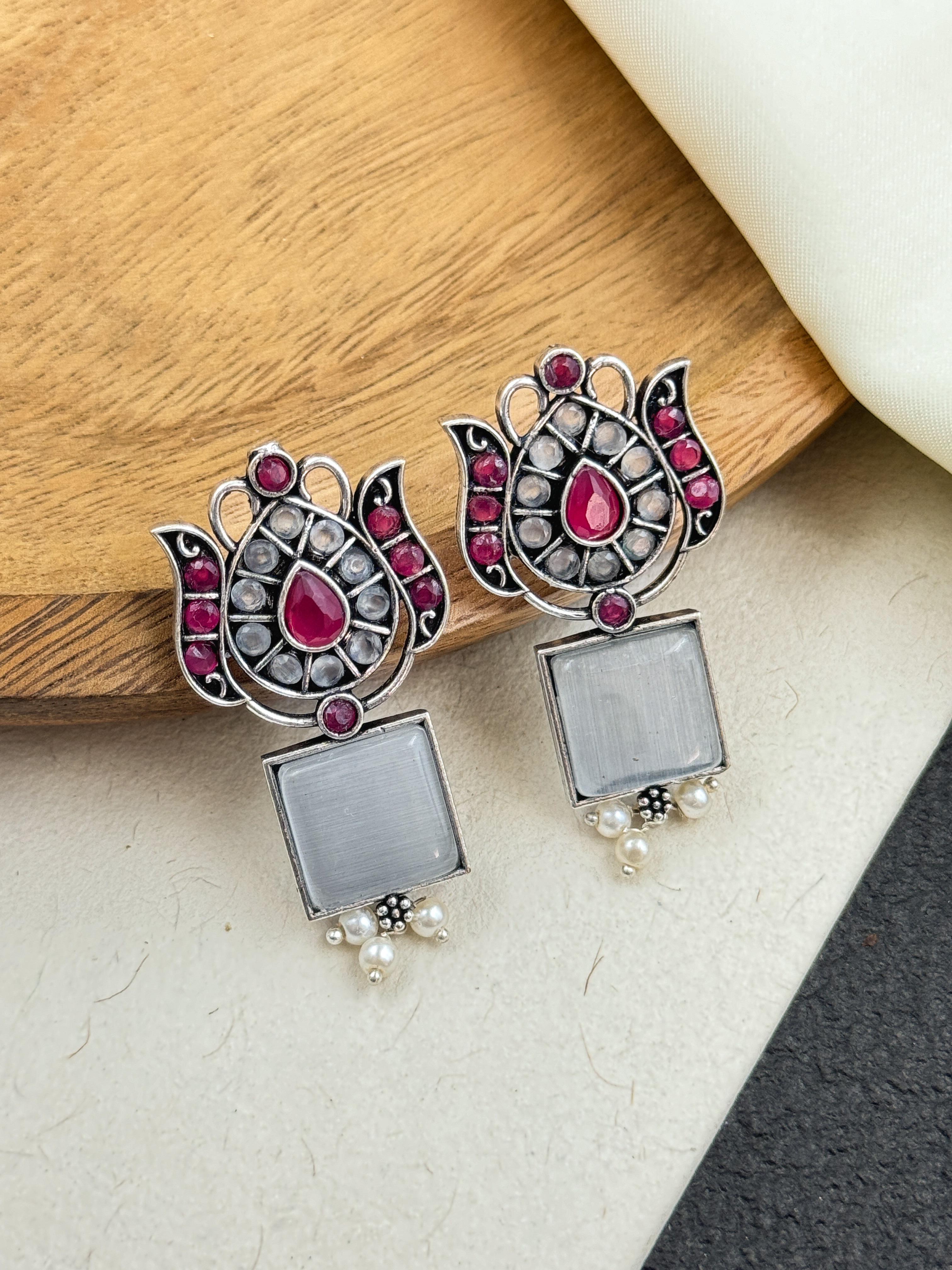 LOTUS DESIGNED STUDS EARRINGS