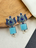 Load image into Gallery viewer, LOTUS STUD EARRINGS