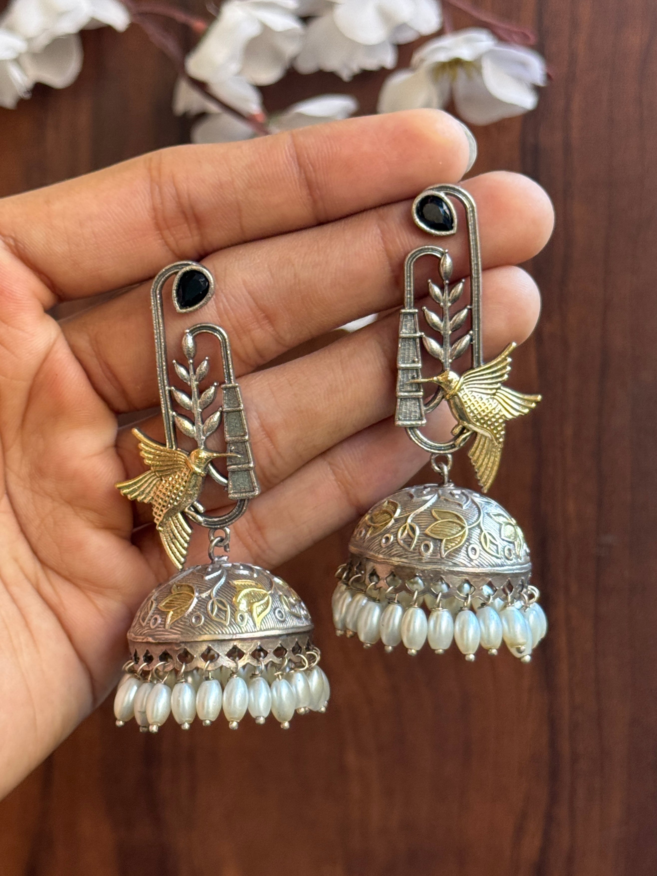 AARVI HANDMADE EARRINGS