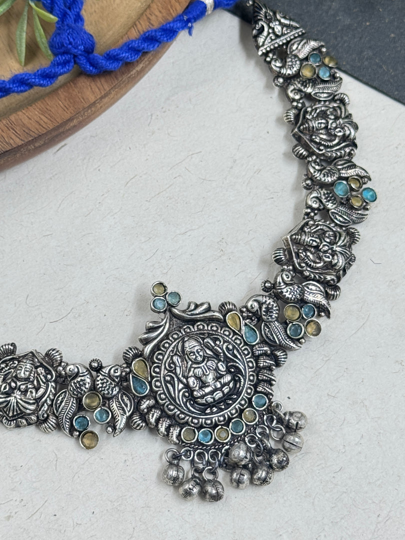 LAXMI HANDMADE STONE NECKLACE SET