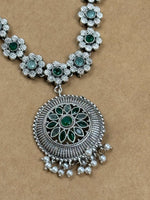 Load image into Gallery viewer, Inaaya Stone Necklace Set