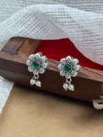 Load image into Gallery viewer, Inaaya Stone Necklace Set