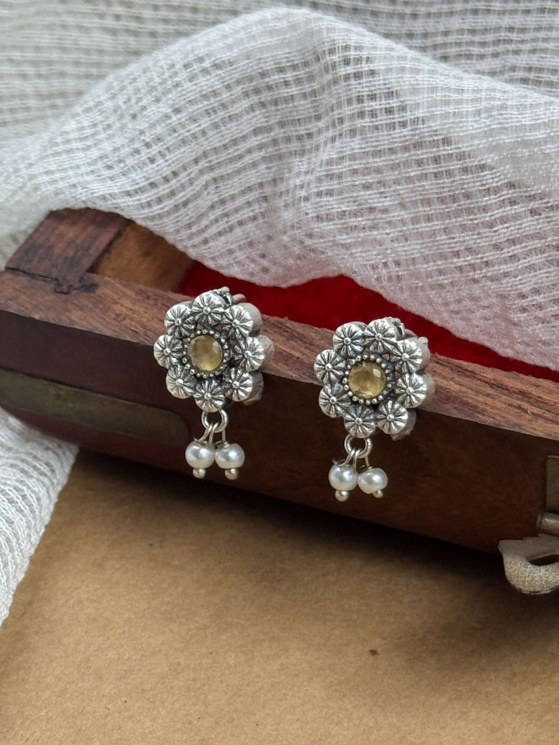 Inaaya Stone Necklace Set