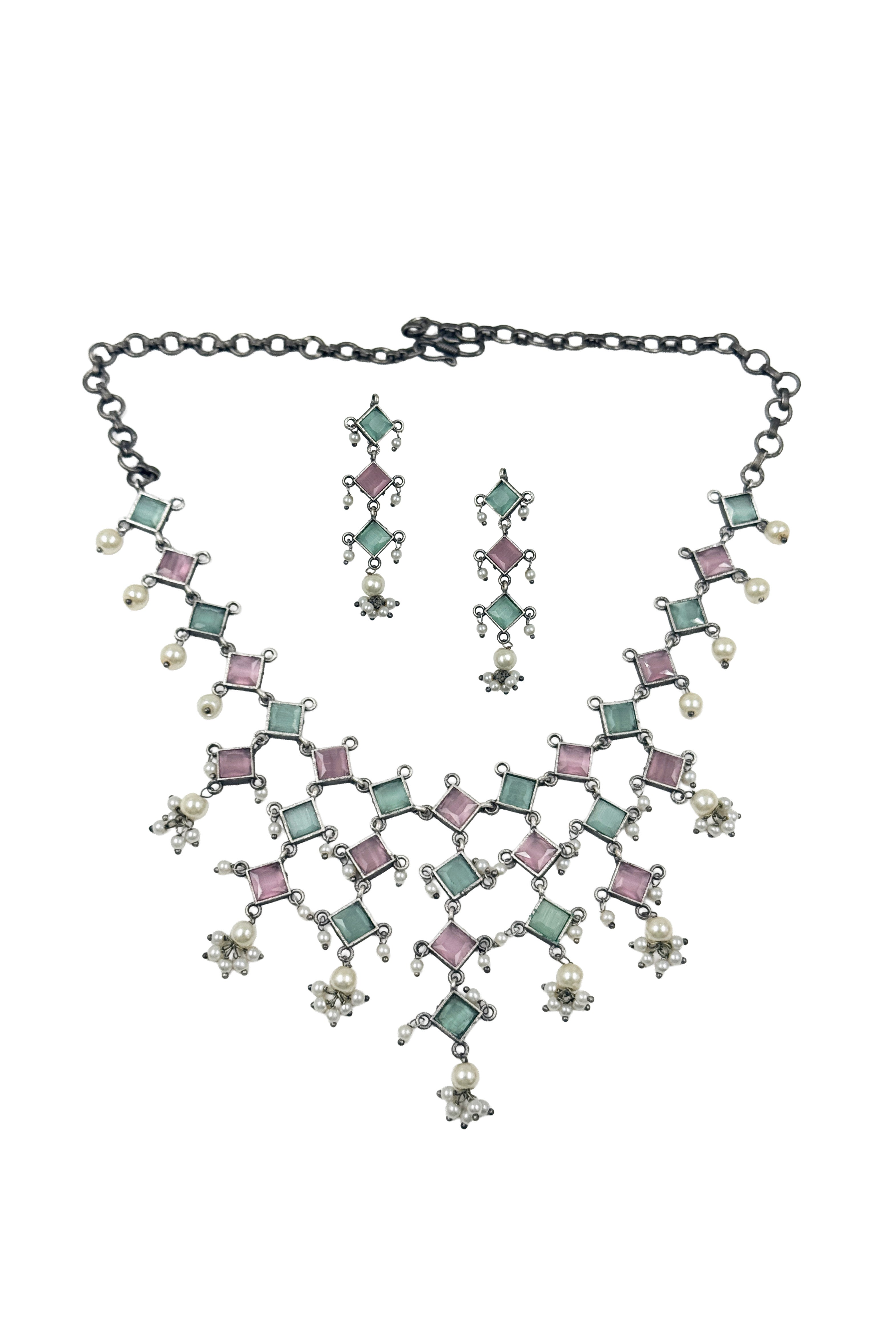 Crimson Noir Charm – Silver Lookalike Stone Necklace Set