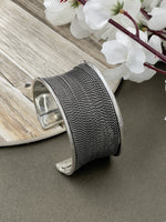 Load image into Gallery viewer, OXIDISED SILVER  KADA
