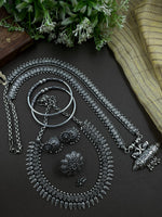 Load image into Gallery viewer, AISHWARYA 6 PIECE KOLAPURI JEWELLERY SET COMBO