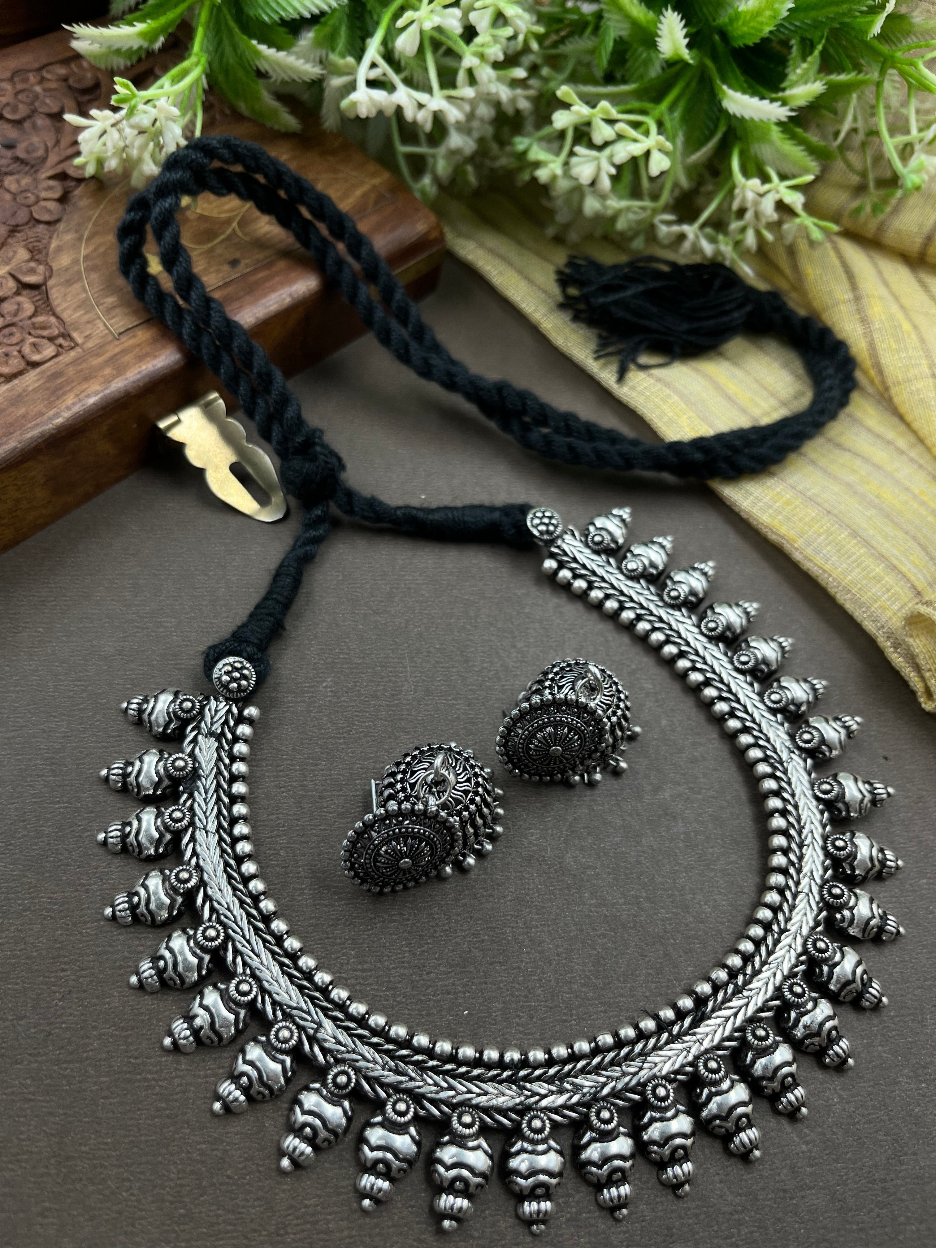 KOLAPURI CHOKER WITH BLACK THREAD JEWELLERY SET