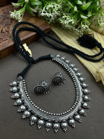 Load image into Gallery viewer, KOLAPURI CHOKER WITH BLACK THREAD JEWELLERY SET